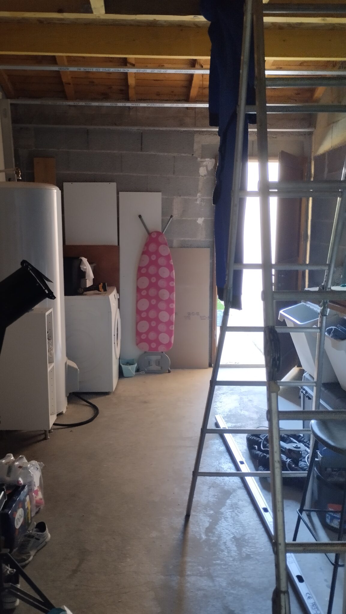 La rénovation de votre garage ne se limite pas à l'esthétique ; elle peut également augmenter la valeur de votre propriété